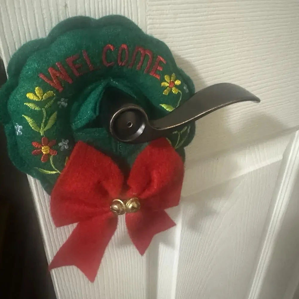 Vintage 2 Christmas Door‎ Knob Cover Plush Welcome Wreath Embroidered Bells